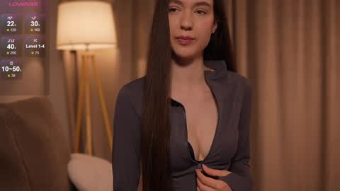 Snapshot of justbarbie_new_ chatting on 02-07-25, 09:15 Katarina online show from 02-07-25, 09:15