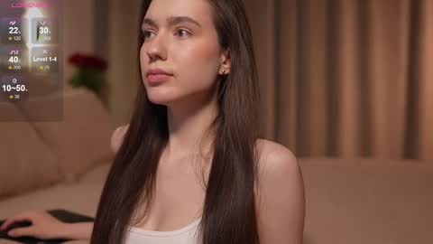 Snapshot of justbarbie_new_ chatting on 02-16-25, 01:38 Katarina online show from 02-16-25, 01:38