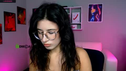 Snapshot of justcamila_ chatting on 10-18-25, 10:05 justcamila online show from 10-18-25, 10:05
