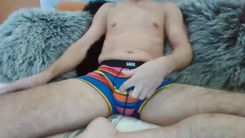 Snapshot of justfun1052 chatting on 02-05-25, 12:17 Sylvester online show from 02-05-25, 12:17