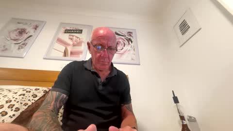 justhavingfun2468 online show from 02-01-25, 10:59