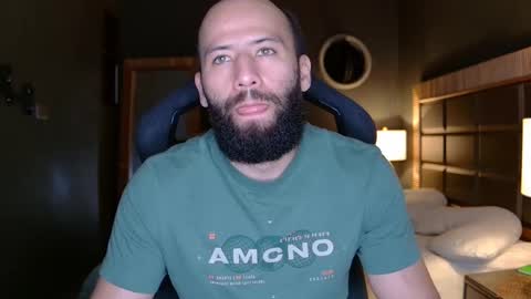 Justin online show from 11-09-25, 01:37