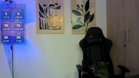 Snapshot of justin_payn14 chatting on 05-11-26, 12:22 justin_payn14 online show from 05-11-26, 12:22