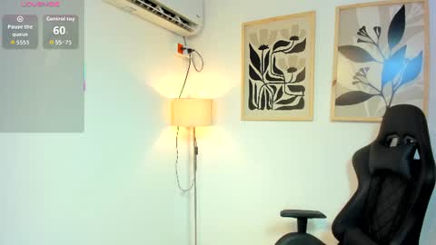 Snapshot of justin_payn14 chatting on 07-06-26, 12:02 justin_payn14 online show from 07-06-26, 12:02