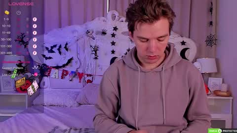 Arthur online show from 10-17-25, 03:10