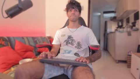 Snapshot of justin_stark1 chatting on 11-17-25, 09:42 Diego online show from 11-17-25, 09:42