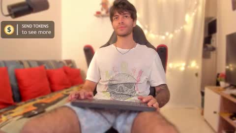 Snapshot of justin_stark1 chatting on 12-03-25, 10:19 Diego online show from 12-03-25, 10:19