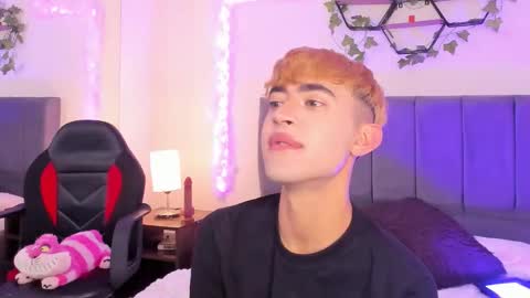 Justin online show from 09-26-25, 11:25