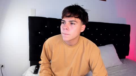 Justin online show from 02-05-25, 12:27