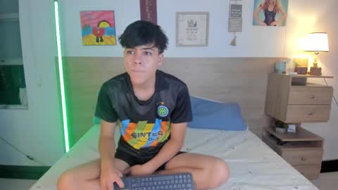 Justin online show from 10-11-25, 12:47