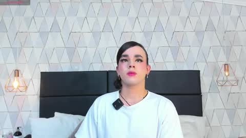 Snapshot of justineperry chatting on 01-07-26, 04:04 Justine online show from 01-07-26, 04:04