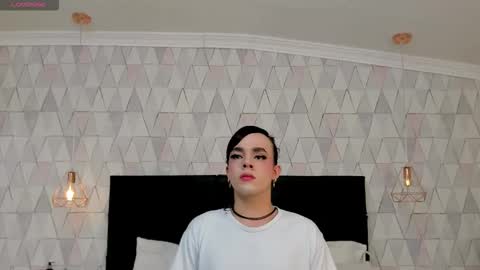 Snapshot of justineperry chatting on 01-08-26, 03:42 Justine online show from 01-08-26, 03:42