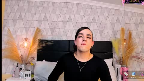 Snapshot of justineperry chatting on 02-19-26, 04:52 Justine online show from 02-19-26, 04:52