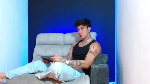 Snapshot of justinfuller_31 chatting on 12-21-25, 03:30 justinfuller_31 online show from 12-21-25, 03:30