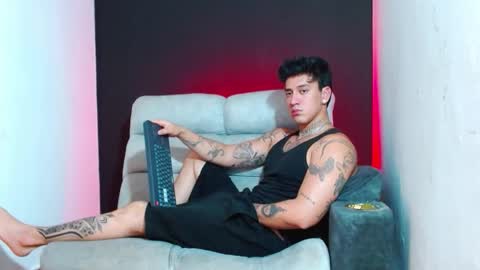 Snapshot of justinfuller_31 chatting on 02-07-26, 12:58 justinfuller_31 online show from 02-07-26, 12:58