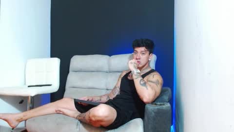 justinfuller_31 online show from 03-07-26, 07:33