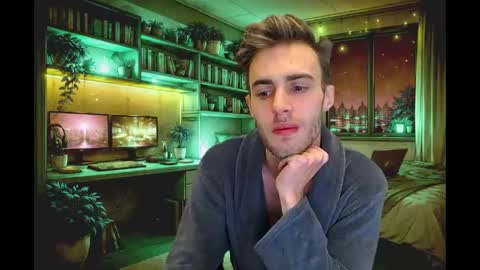Snapshot of justinnordick chatting on 05-10-26, 05:34 Hologram Guy online show from 05-10-26, 05:34