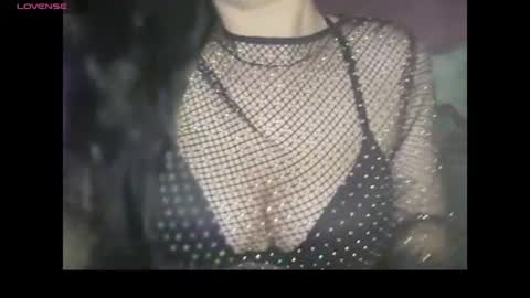 Snapshot of justjessxoxo chatting on 07-22-26, 04:04 Just Jess online show from 07-22-26, 04:04
