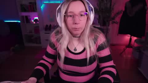 Snapshot of justkerryx chatting on 01-13-25, 01:06 Kerry online show from 01-13-25, 01:06