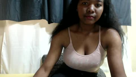 Snapshot of justlhot chatting on 06-13-26, 04:32 Justlhot online show from 06-13-26, 04:32