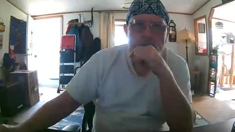Snapshot of justlustagain chatting on 04-23-26, 02:08 justlustagain online show from 04-23-26, 02:08