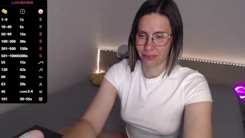 Snapshot of justmexy7 chatting on 06-26-26, 04:00 Julie online show from 06-26-26, 04:00