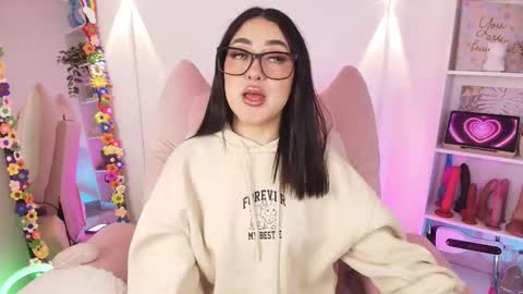 Emy online show from 01-08-26, 12:13