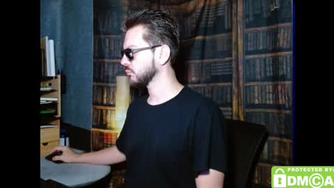 Snapshot of justshutupandwatch chatting on 11-24-25, 06:40 M. Dean online show from 11-24-25, 06:40