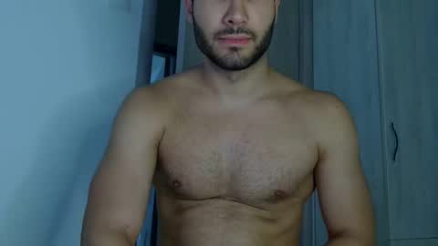 Snapshot of justynxxx1 chatting on 09-12-25, 04:56 Justin online show from 09-12-25, 04:56