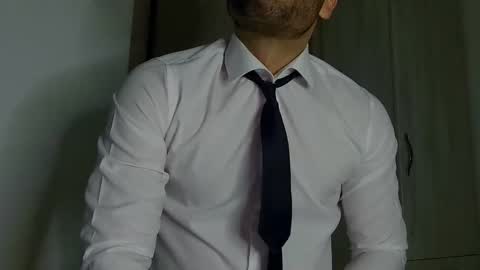 Snapshot of justynxxx1 chatting on 12-05-25, 06:33 Justin online show from 12-05-25, 06:33