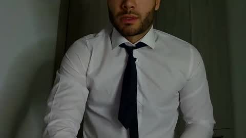 Snapshot of justynxxx1 chatting on 12-14-25, 12:05 Justin online show from 12-14-25, 12:05