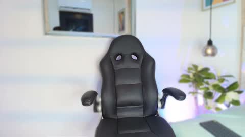 Snapshot of jvenuss chatting on 03-04-25, 07:54 ees 3 online show from 03-04-25, 07:54