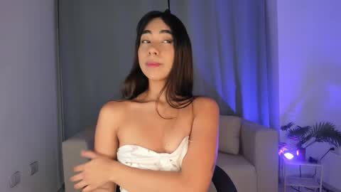 Snapshot of jvenuss chatting on 11-09-25, 11:58 ees 3 online show from 11-09-25, 11:58