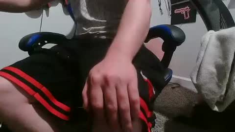 Rock  Peaches  Last tipper gets surprise online show from 09-21-25, 06:48