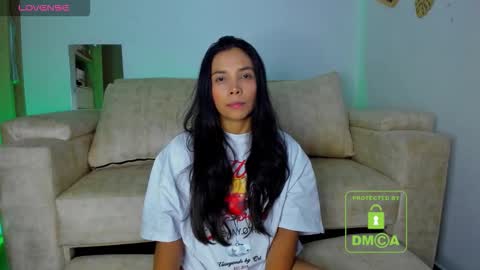 Snapshot of k4ymull3r_ chatting on 11-14-25, 02:10 Kayli online show from 11-14-25, 02:10