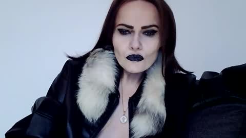 Snapshot of k_queen36 chatting on 12-14-25, 10:09 k_queen36 online show from 12-14-25, 10:09