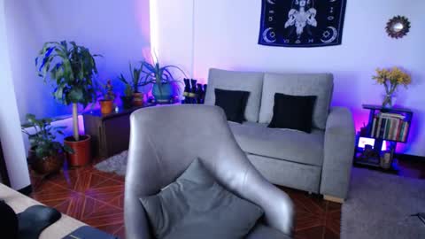 Snapshot of kaariyn_ chatting on 03-12-25, 05:17 Carym online show from 03-12-25, 05:17