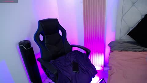 Kat online show from 04-23-26, 04:03