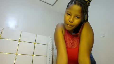 Snapshot of kadime001 chatting on 02-05-25, 06:04 kadime online show from 02-05-25, 06:04