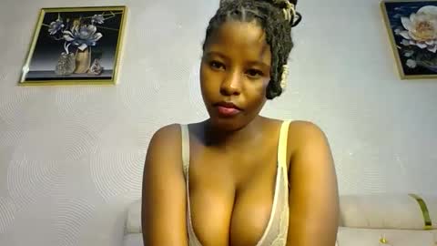 Snapshot of kadime001 chatting on 02-08-25, 01:01 kadime online show from 02-08-25, 01:01