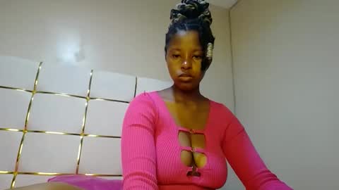 Snapshot of kadime001 chatting on 02-18-25, 07:09 kadime online show from 02-18-25, 07:09