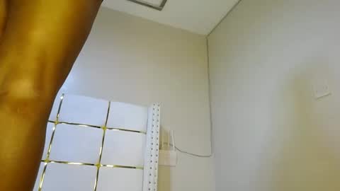 Snapshot of kadime001 chatting on 03-04-25, 05:03 kadime online show from 03-04-25, 05:03