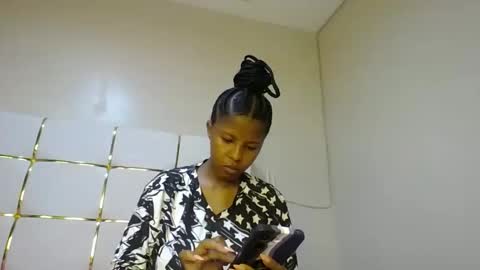 Snapshot of kadime001 chatting on 03-12-25, 07:17 kadime online show from 03-12-25, 07:17