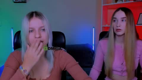 kaela_spell_ online show from 11-20-25, 09:09