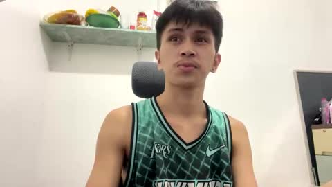 Snapshot of kaelsucker69 chatting on 02-08-26, 04:21 Kael online show from 02-08-26, 04:21