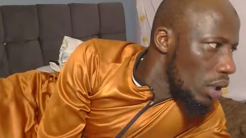 kai91799 online show from 11-07-25, 02:17