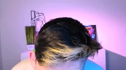 Snapshot of kai_soul chatting on 11-29-25, 07:17 kai soul online show from 11-29-25, 07:17