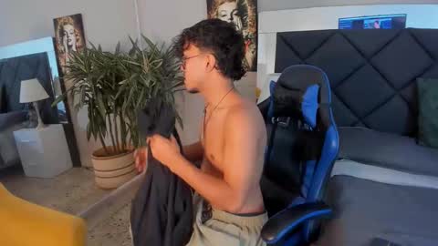 Snapshot of kai_storn chatting on 02-19-26, 11:17 kai_storn online show from 02-19-26, 11:17