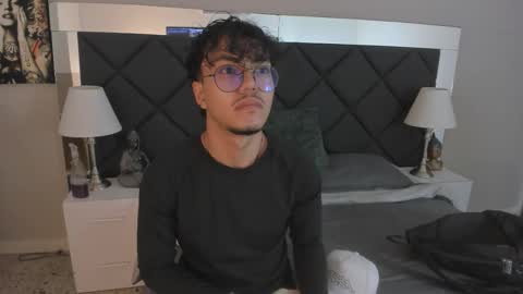 Snapshot of kai_storn chatting on 02-22-26, 11:09 kai_storn online show from 02-22-26, 11:09