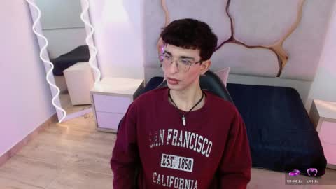 kai_tay1 online show from 04-14-26, 11:38